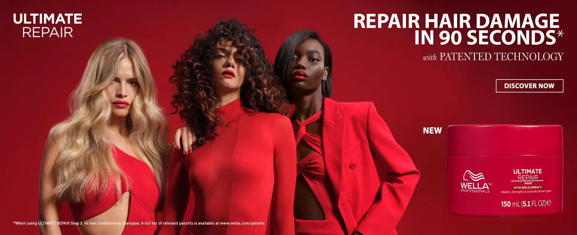 Billede af tre modeller iført rødt ved siden af en rød flaske med Ultimate Repair Mask til ødelagt hår fra Wella Professionals